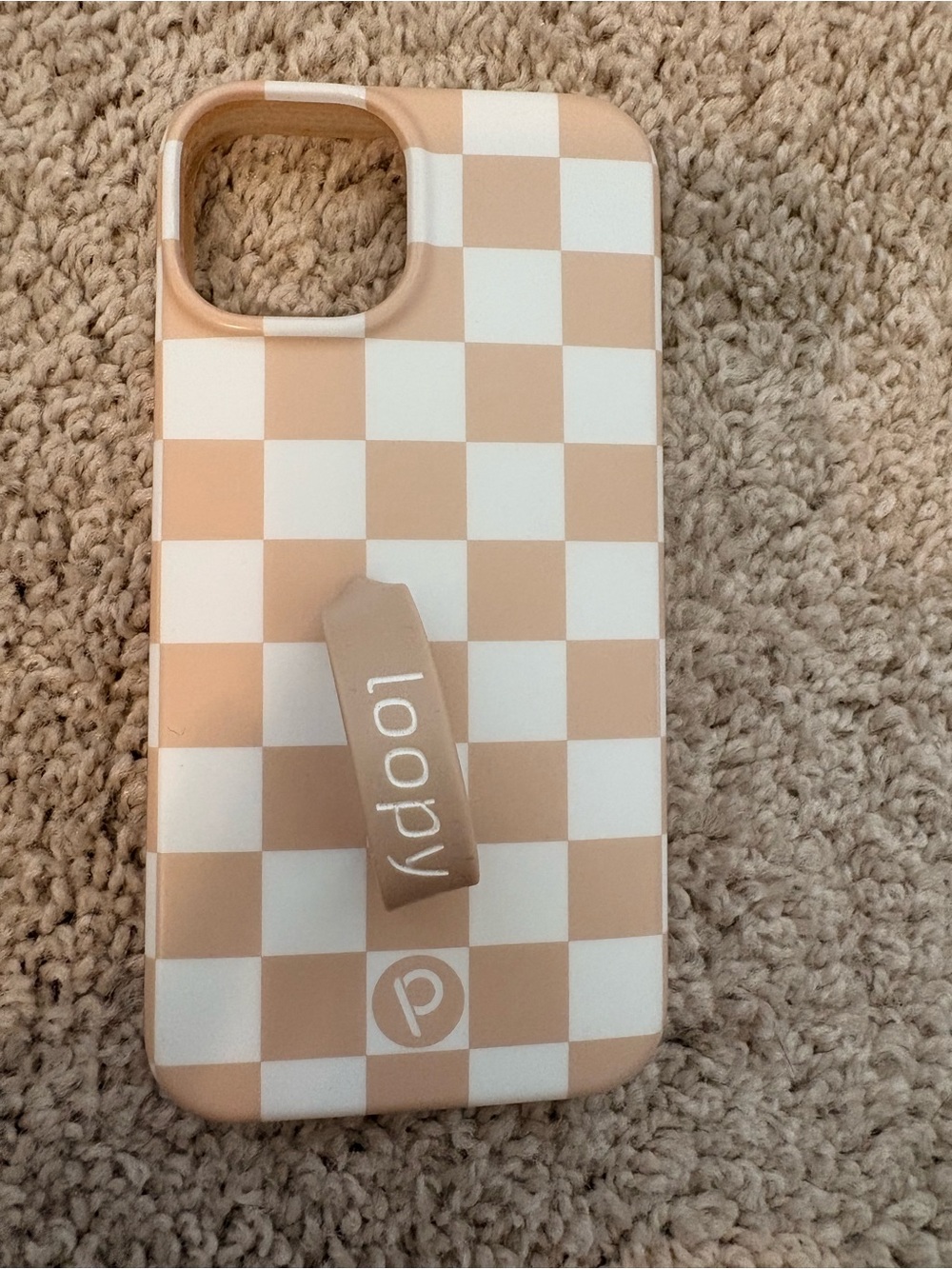 Loopy Checkered Beige & White Phone Case with Built-In Grip iPhone 14/13